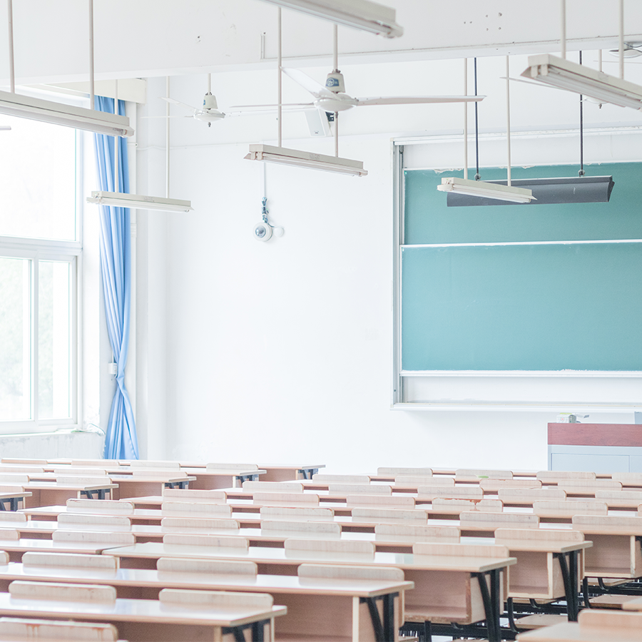 学校